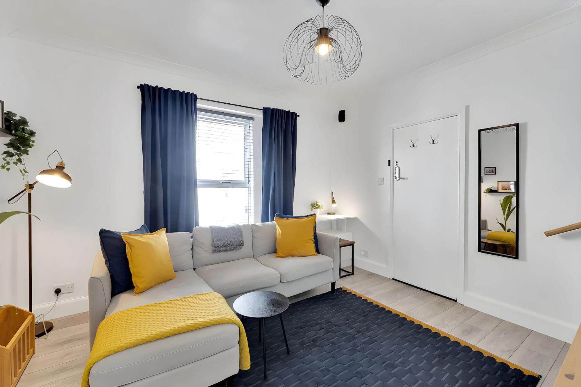פלימות' City Centre 2 Bedroom Apt - Free Parking - Wifi - Smart Tv מראה חיצוני תמונה