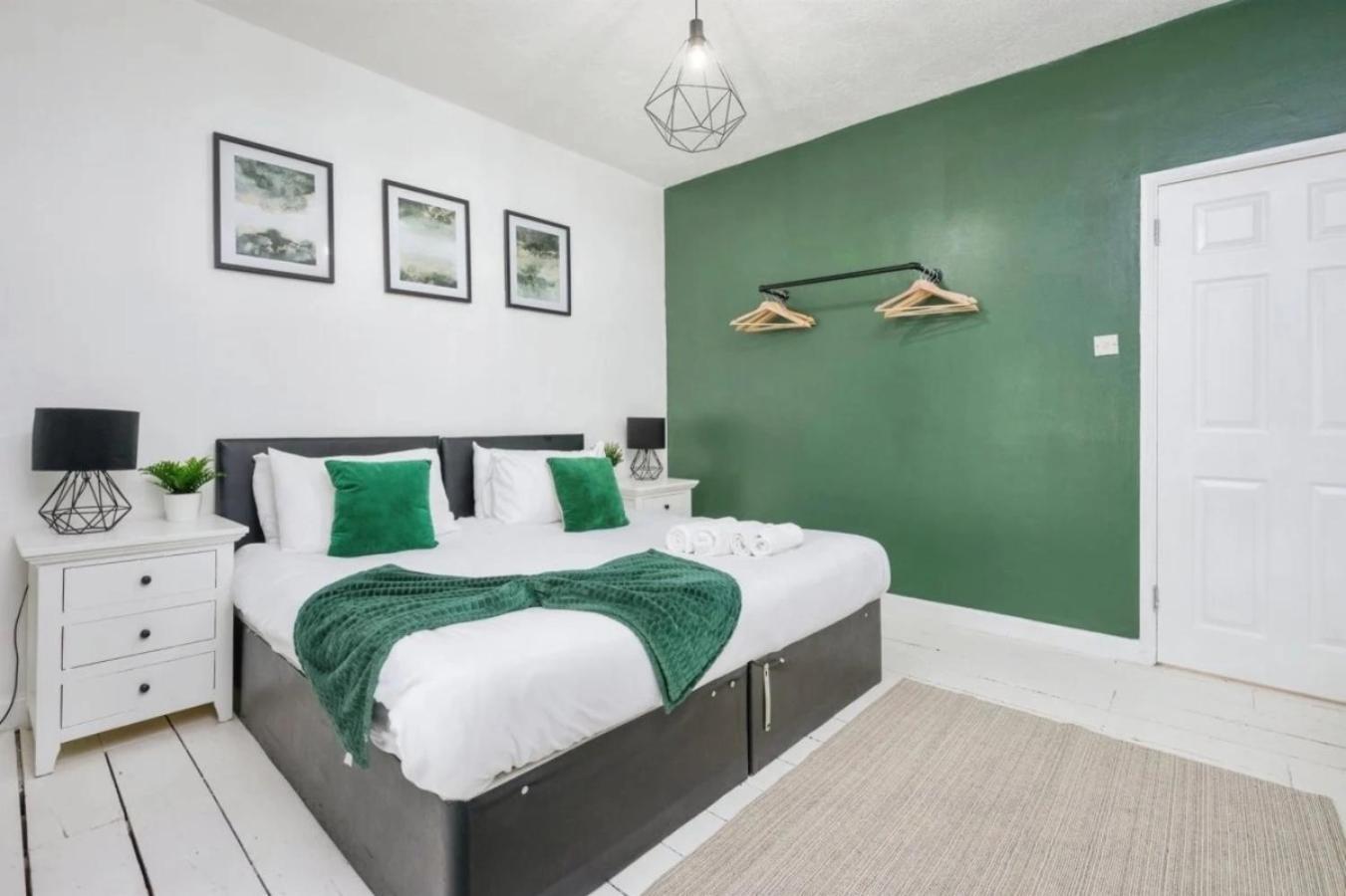 פלימות' City Centre 2 Bedroom Apt - Free Parking - Wifi - Smart Tv מראה חיצוני תמונה
