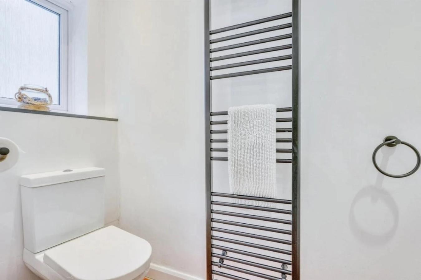 פלימות' City Centre 2 Bedroom Apt - Free Parking - Wifi - Smart Tv מראה חיצוני תמונה