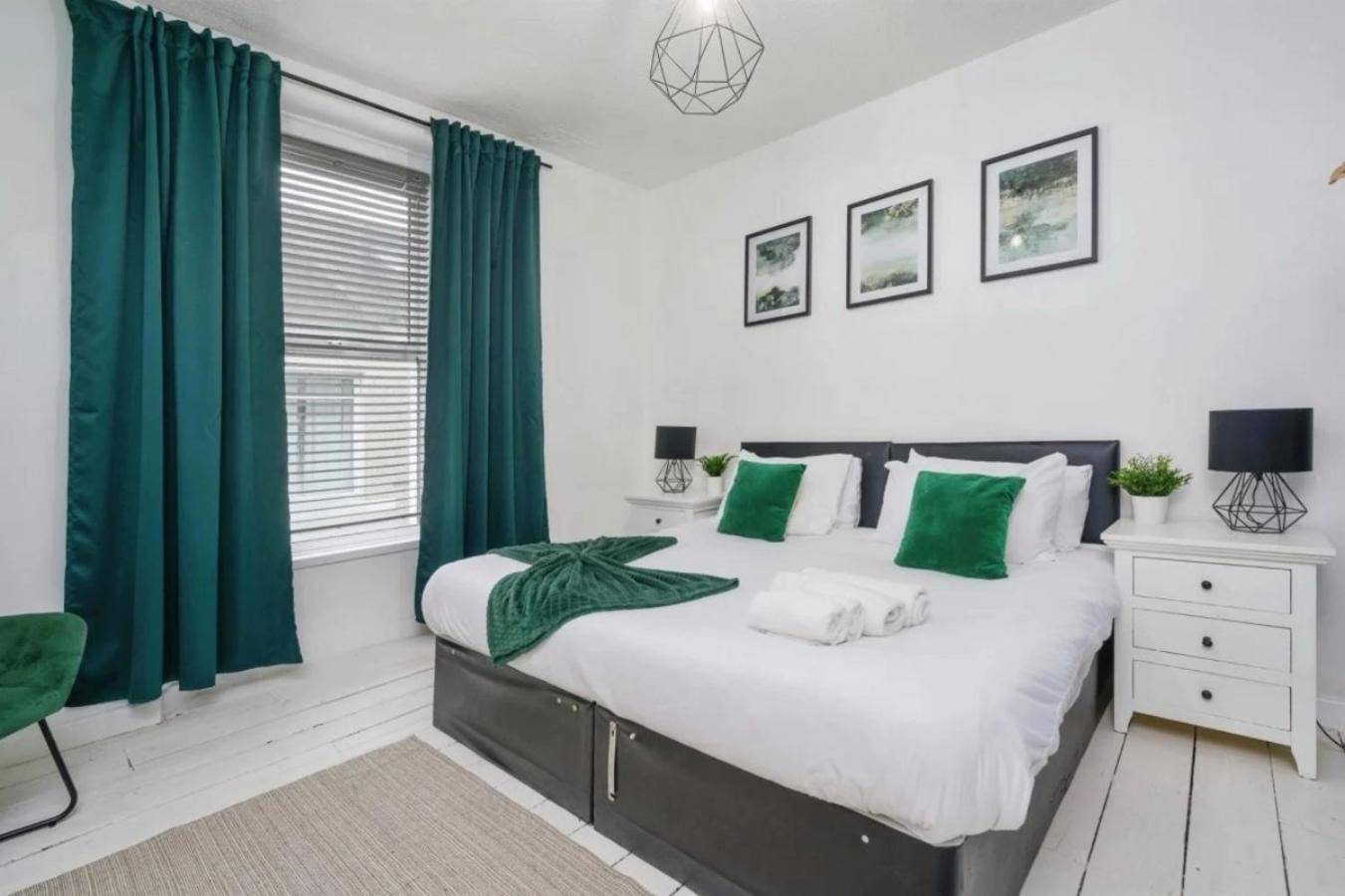פלימות' City Centre 2 Bedroom Apt - Free Parking - Wifi - Smart Tv מראה חיצוני תמונה